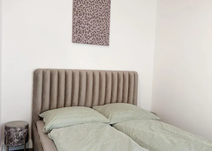 Apartment Dmr Gold *